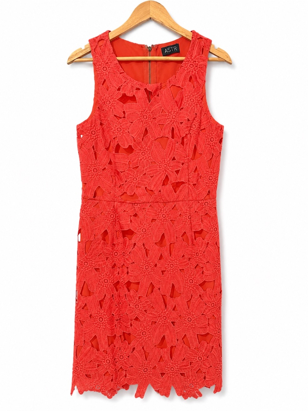 ASTR The Label Coral Lace Dress Sleeveless Cocktail Dress Size Small